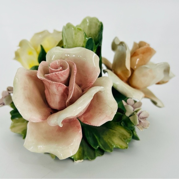 Vintage Capodimonte Handmade Porcelain Flower Candlestick Holder, Italy 1950’s - Picture 11 of 15